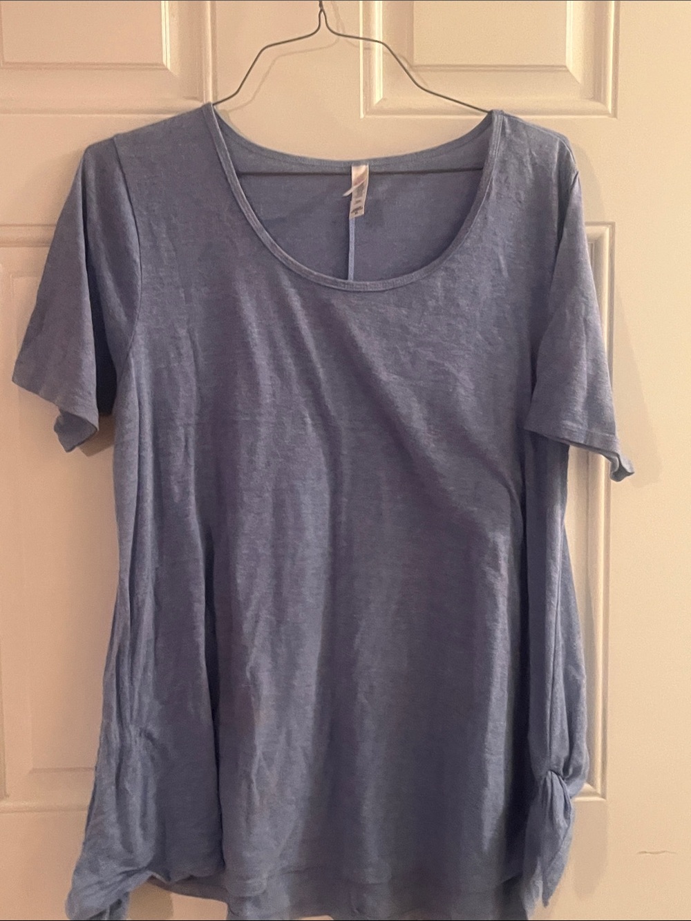 LuLaRoe Light Blue Scoop Neck Short Sleeve Tee